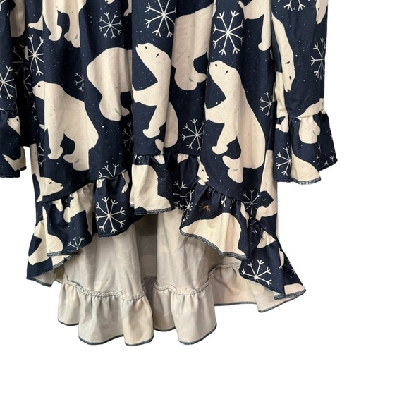 🔹5/$25🔹 Adorable Sweetness‎ Girls Blue and White Hi Low Tunic. Polar Bear. 7 - Picture 4 of 9